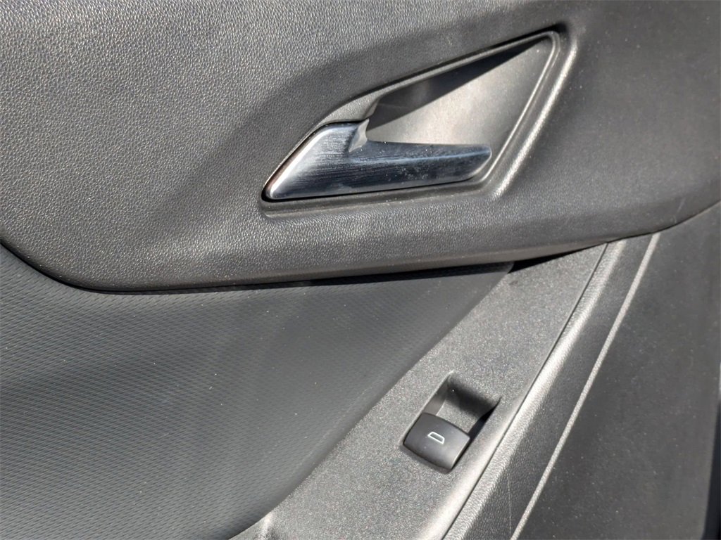 Used 2025 Chevrolet Equinox LT image 23