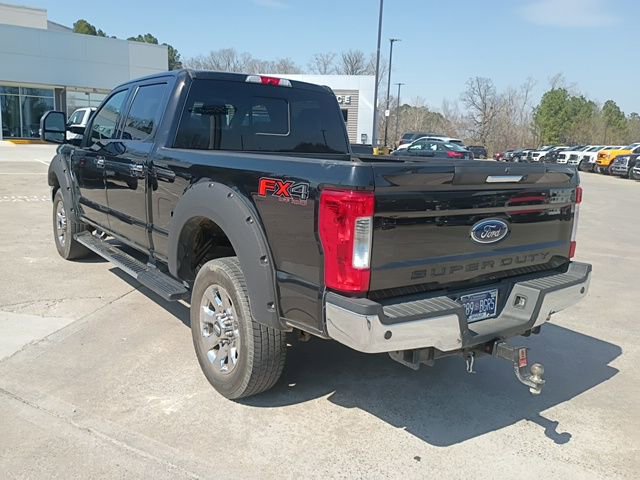 Used 2019 Ford F250 Lariat w/ Chrome Package image 8