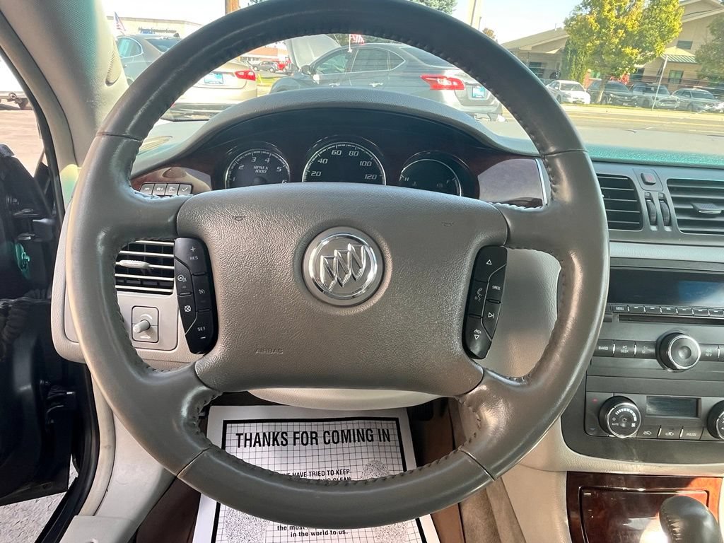 Used 2011 Buick Lucerne CXL FWD image 16