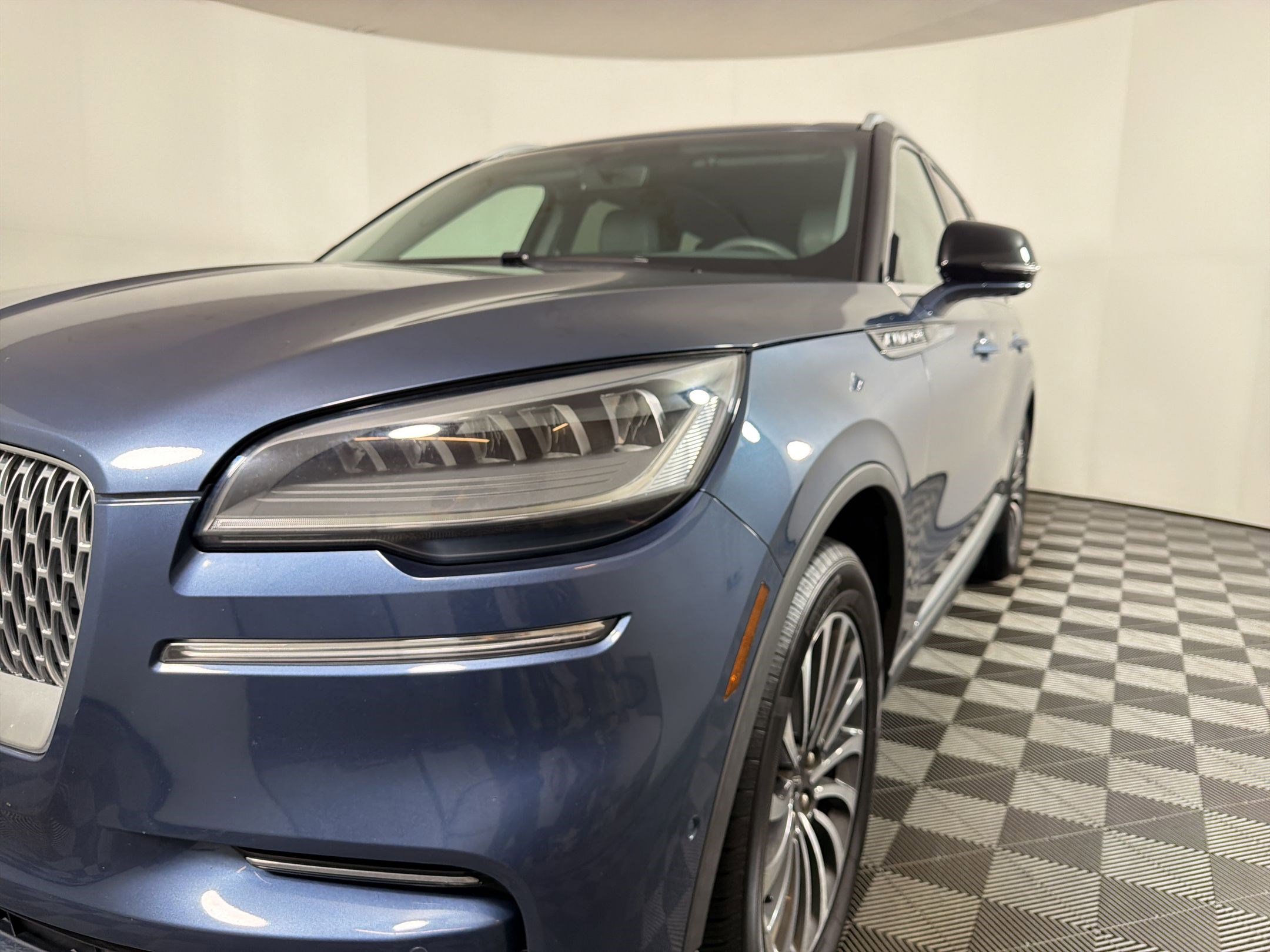 Used 2020 Lincoln Aviator Reserve w/ Equipment Group 201A AWD/4WD image 19
