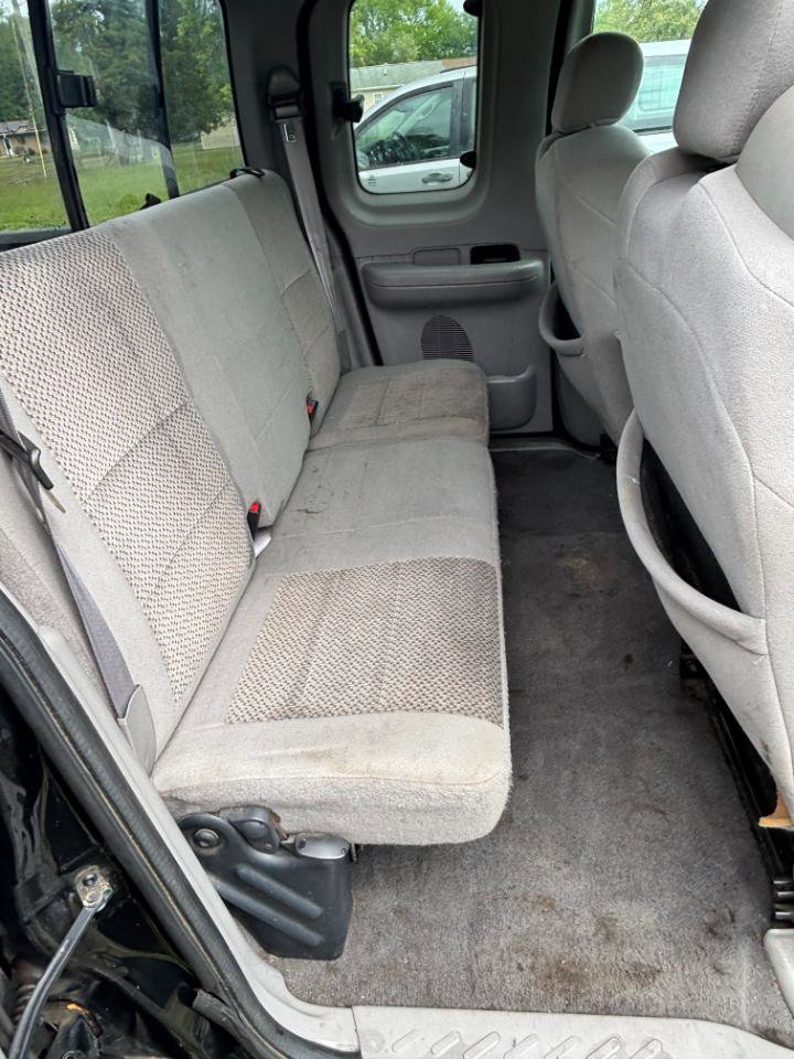 Used 2004 Ford F150 XLT RWD image 21