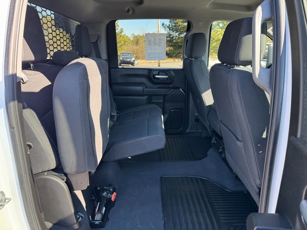 Used 2021 Chevrolet Silverado 3500 LT image 18