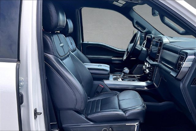 Used 2025 Ford F150 Platinum AWD/4WD image 5