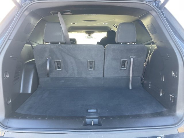 Used 2023 Chevrolet Traverse LT image 13