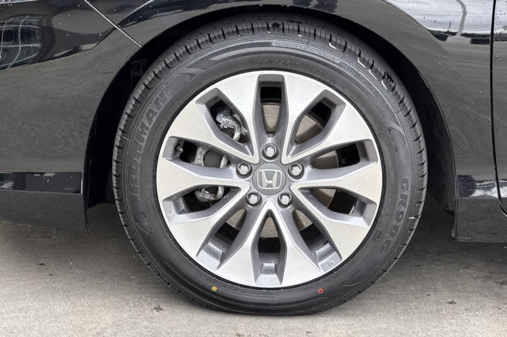 Used 2015 Honda Accord EX image 31