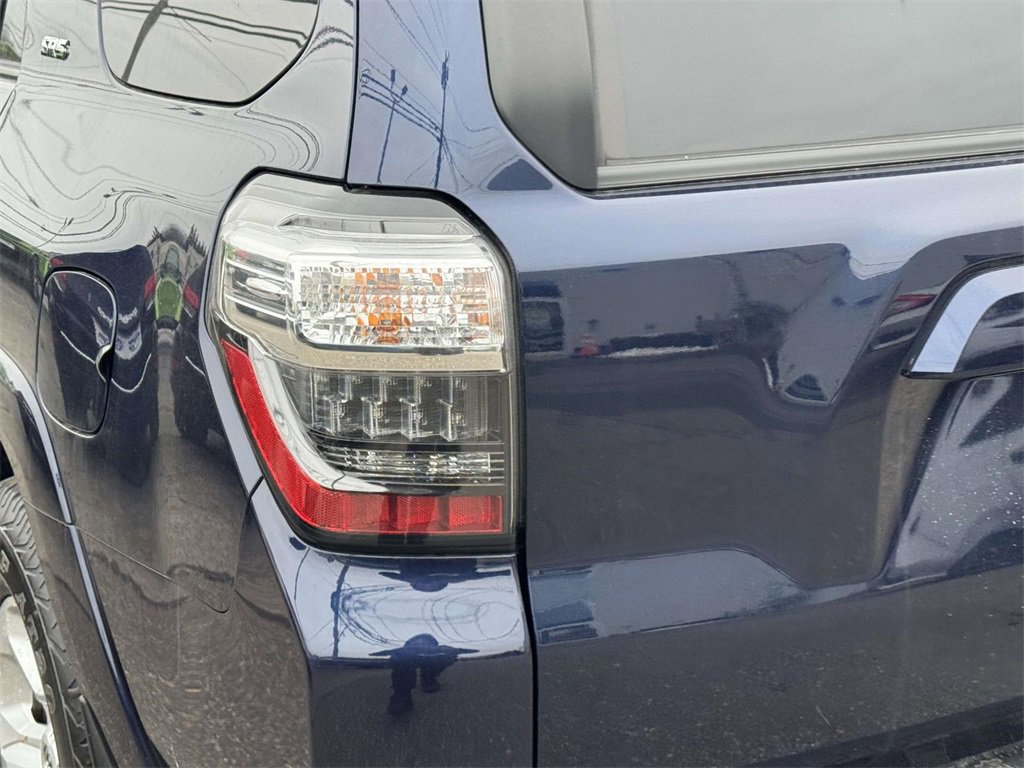 Used 2023 Toyota 4Runner SR5 Premium w/ Moonroof Package image 8