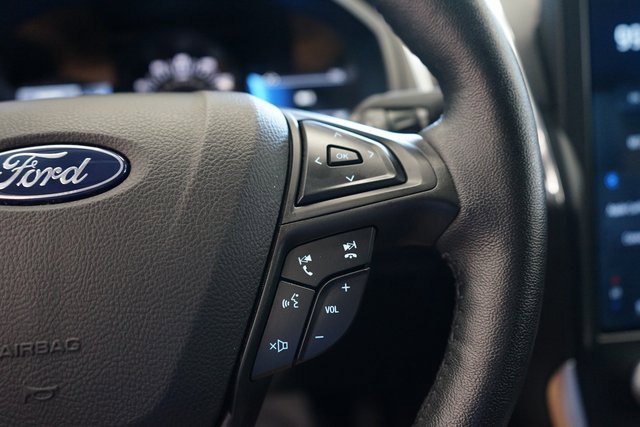 Used 2022 Ford Edge Titanium image 31