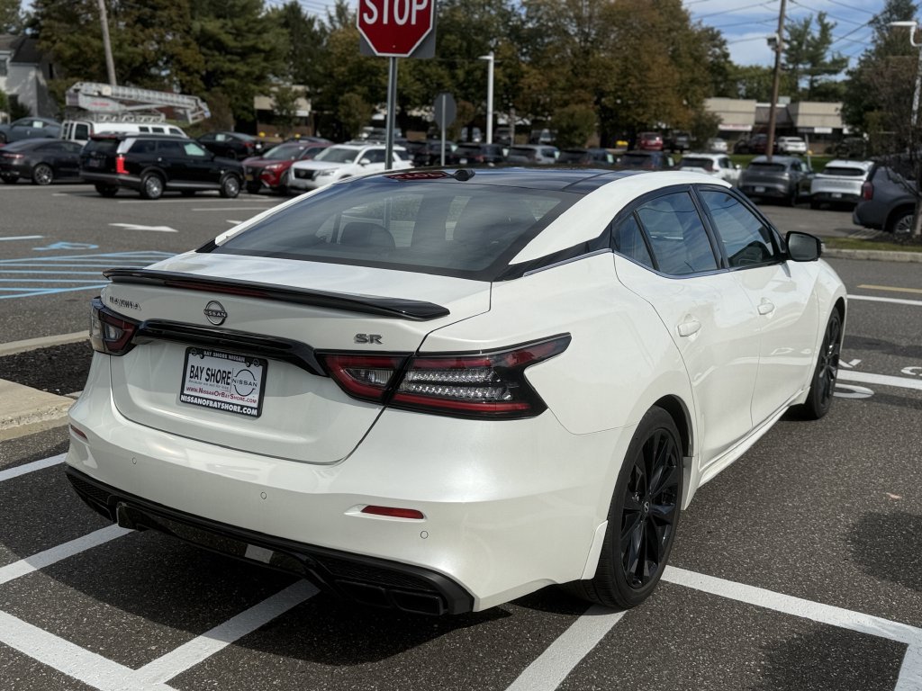 Certified 2023 Nissan Maxima SR w/ Sport Mat Group FWD image 5