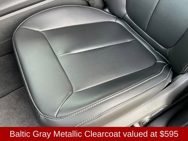 Used 2025 Jeep Grand Cherokee Limited w/ Black Appearance Package image 13