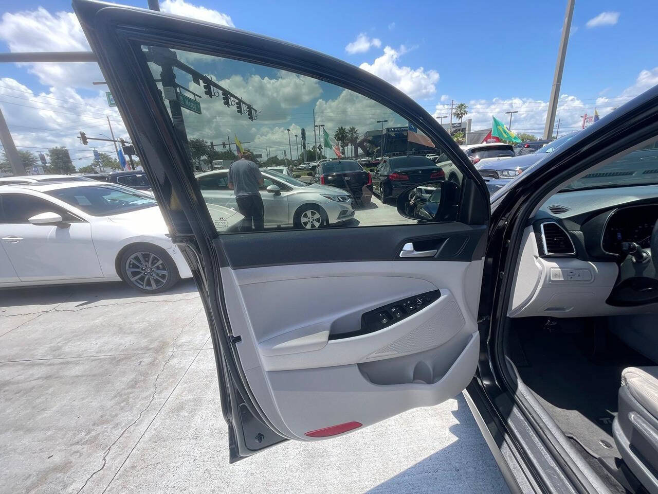 Used 2021 Hyundai Tucson SE AWD/4WD image 10