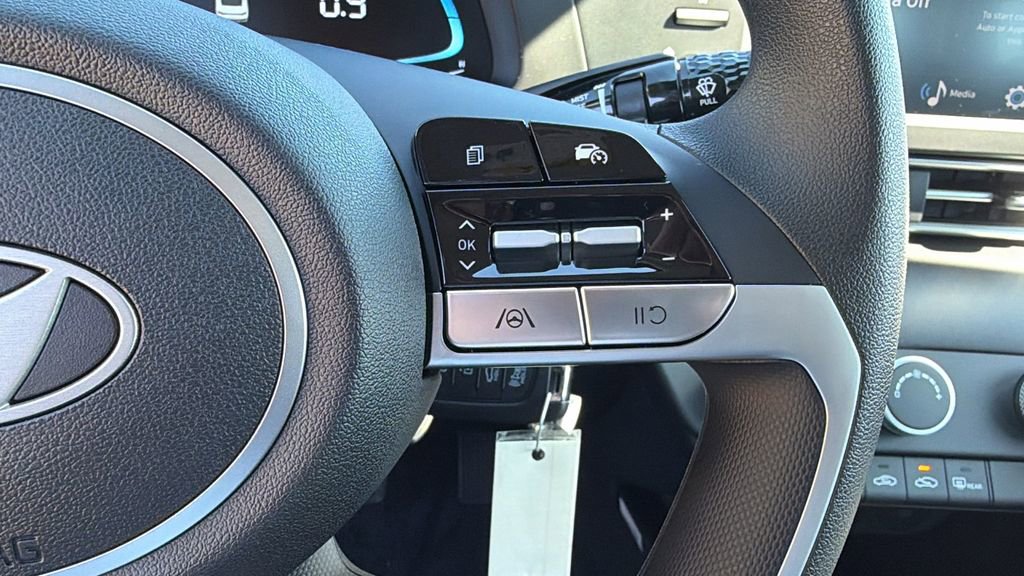 New 2026 Hyundai Elantra SE image 27