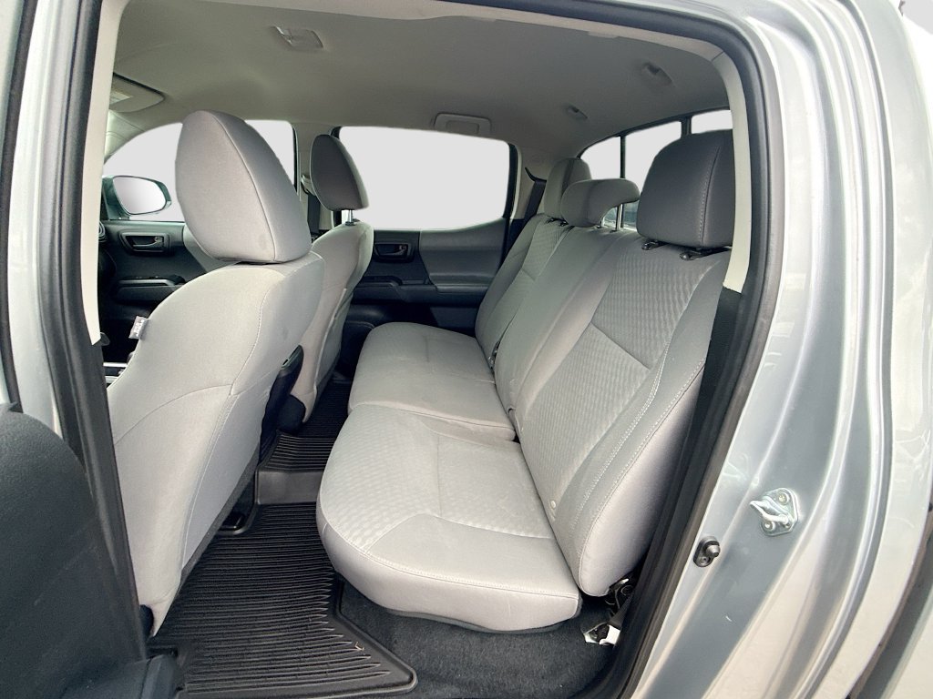Used 2021 Toyota Tacoma SR AWD/4WD image 25