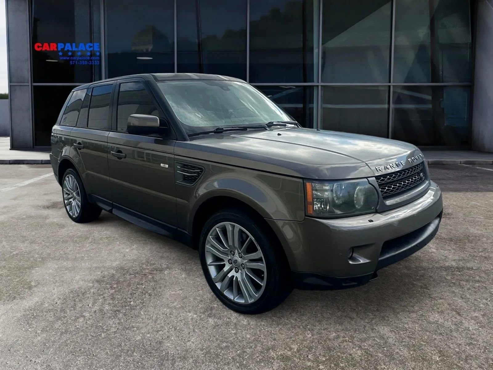 Used 2010 Land Rover Range Rover Sport HSE LUX image 7