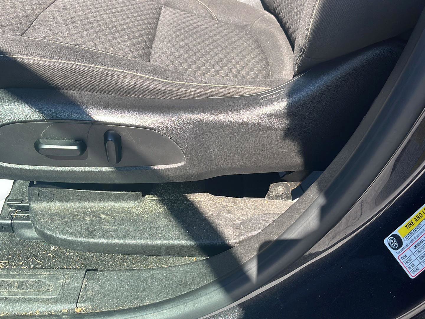 Used 2017 GMC Acadia SLE w/ Driver Alert Package I FWD image 20