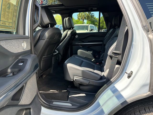 Used 2025 Lincoln Navigator Reserve w/ Jet Appearance Package AWD/4WD image 27