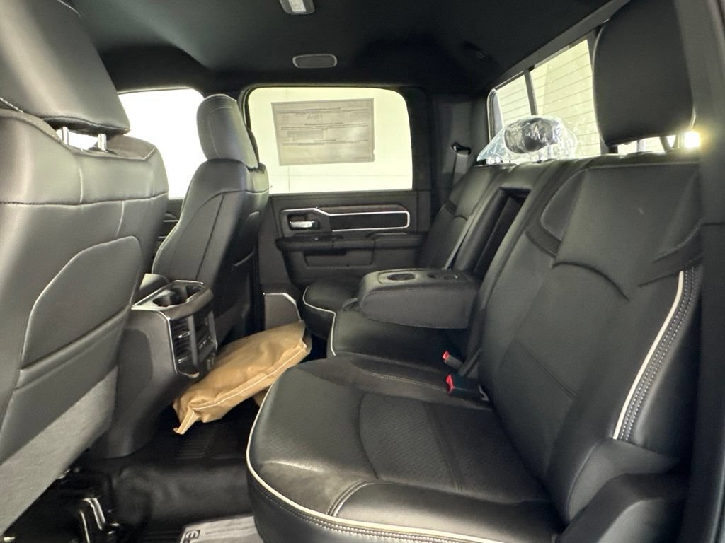 New 2027 RAM 5500 Tradesman AWD/4WD image 32