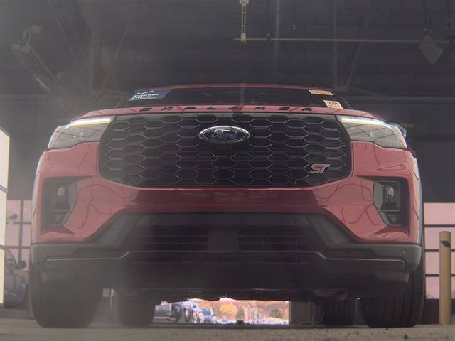 Used 2026 Ford Explorer ST w/ Sun And Sound Package AWD/4WD image 3