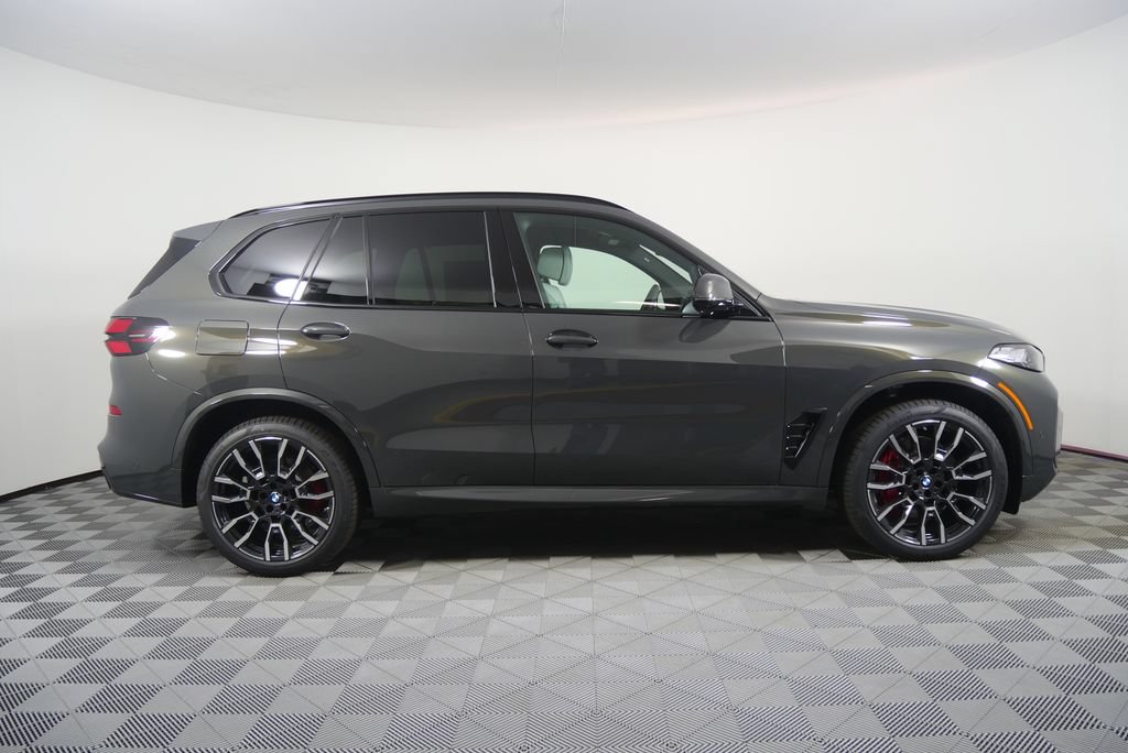 Certified 2026 BMW X5 xDrive40i w/ M Sport Package AWD/4WD image 6