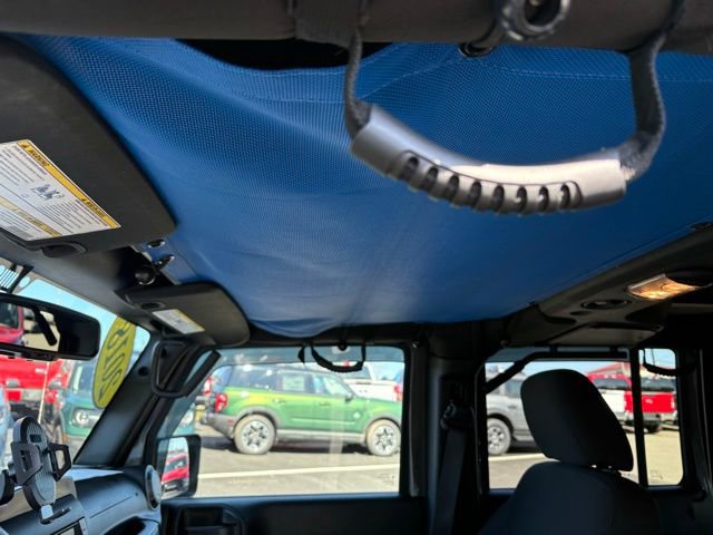 Used 2018 Jeep Wrangler Unlimited Sport S image 23