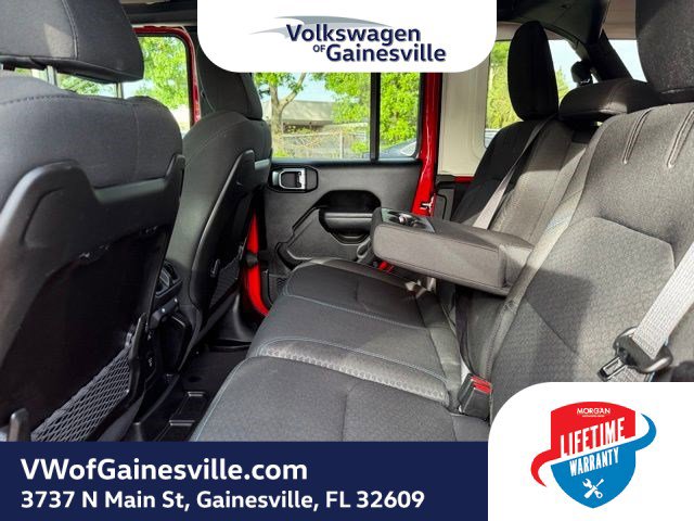 Used 2025 Jeep Wrangler Unlimited Rubicon 4xe w/ Convenience Group image 11