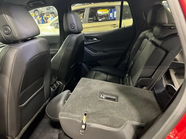 Used 2026 Chevrolet Equinox LT w/ Convenience Package II AWD/4WD image 13