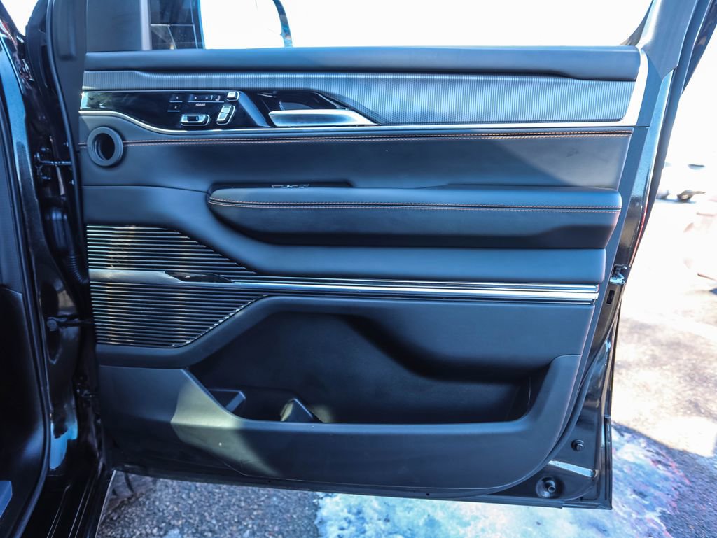 Used 2023 Jeep Grand Wagoneer L Series III w/ Rear Seat Video Group 1 image 24