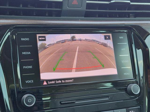 Used 2020 Volkswagen Passat 2.0T SEL FWD image 13