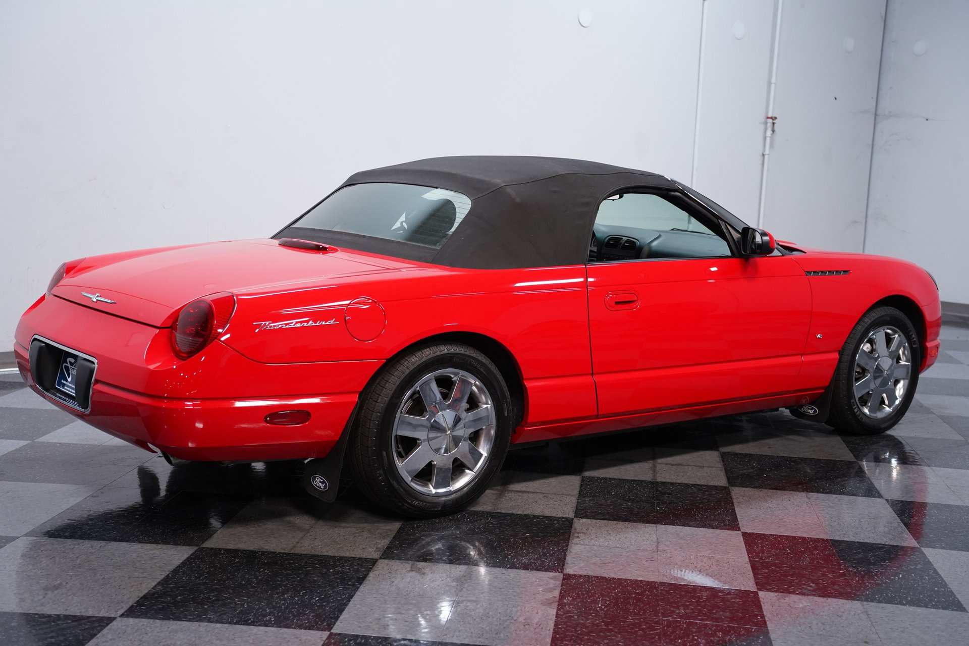 Used 2003 Ford Thunderbird RWD image 11