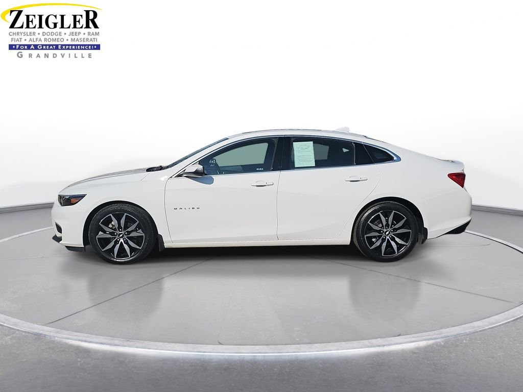 Used 2018 Chevrolet Malibu LT w/ Leather Package image 8