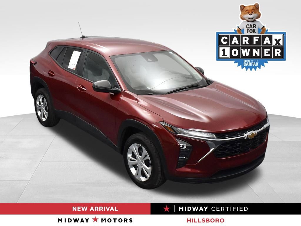 Used 2025 Chevrolet Trax LS