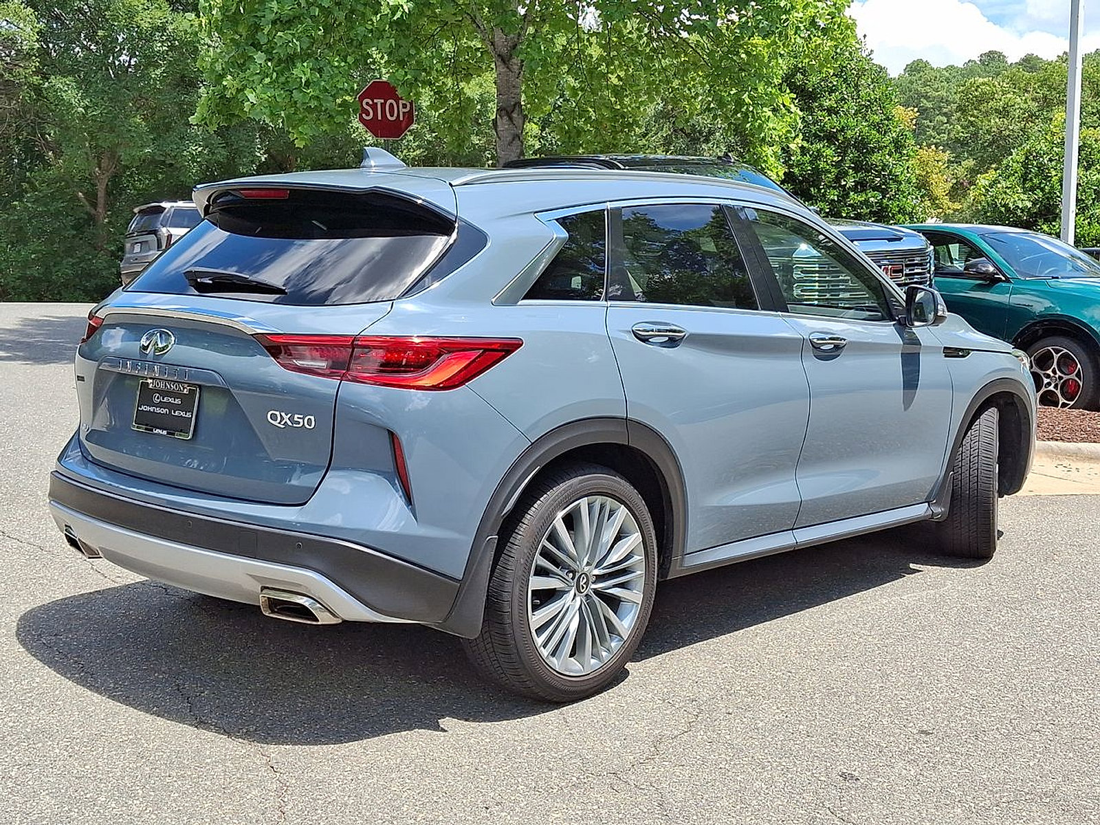 Used 2024 INFINITI QX50 Sensory image 25