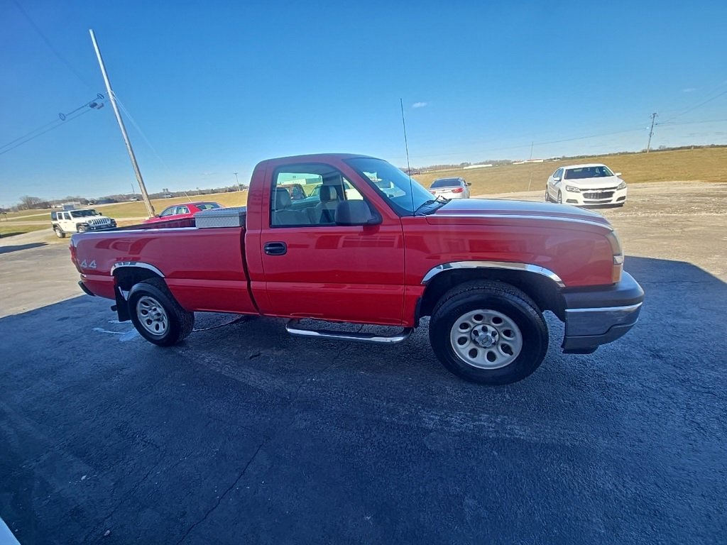 Used 2005 Chevrolet Silverado 1500 W/T image 23