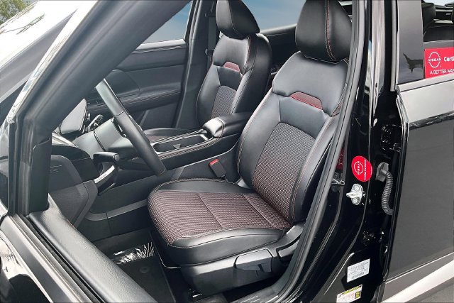 Certified 2025 Nissan Kicks SR AWD/4WD image 20