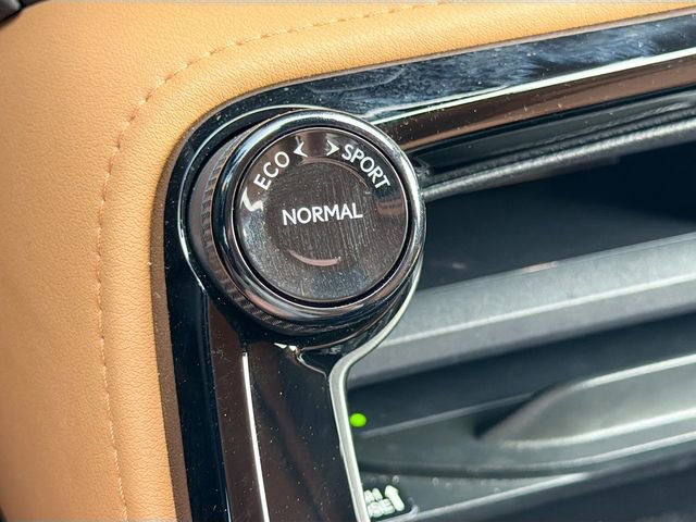 Used 2025 Lexus NX 250 FWD w/ Towing Package (2000 Lbs) image 29