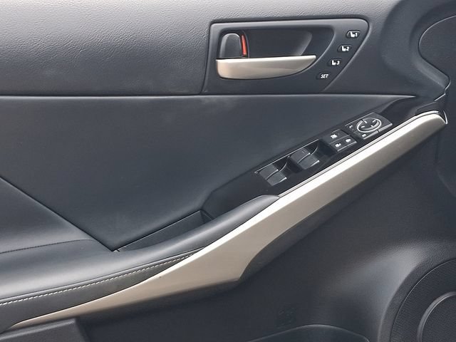 Used 2018 Lexus IS 300 AWD w/ Comfort Package image 23