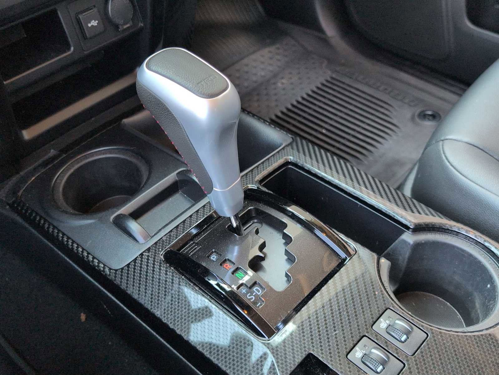 Used 2022 Toyota 4Runner TRD Off-Road Premium image 31