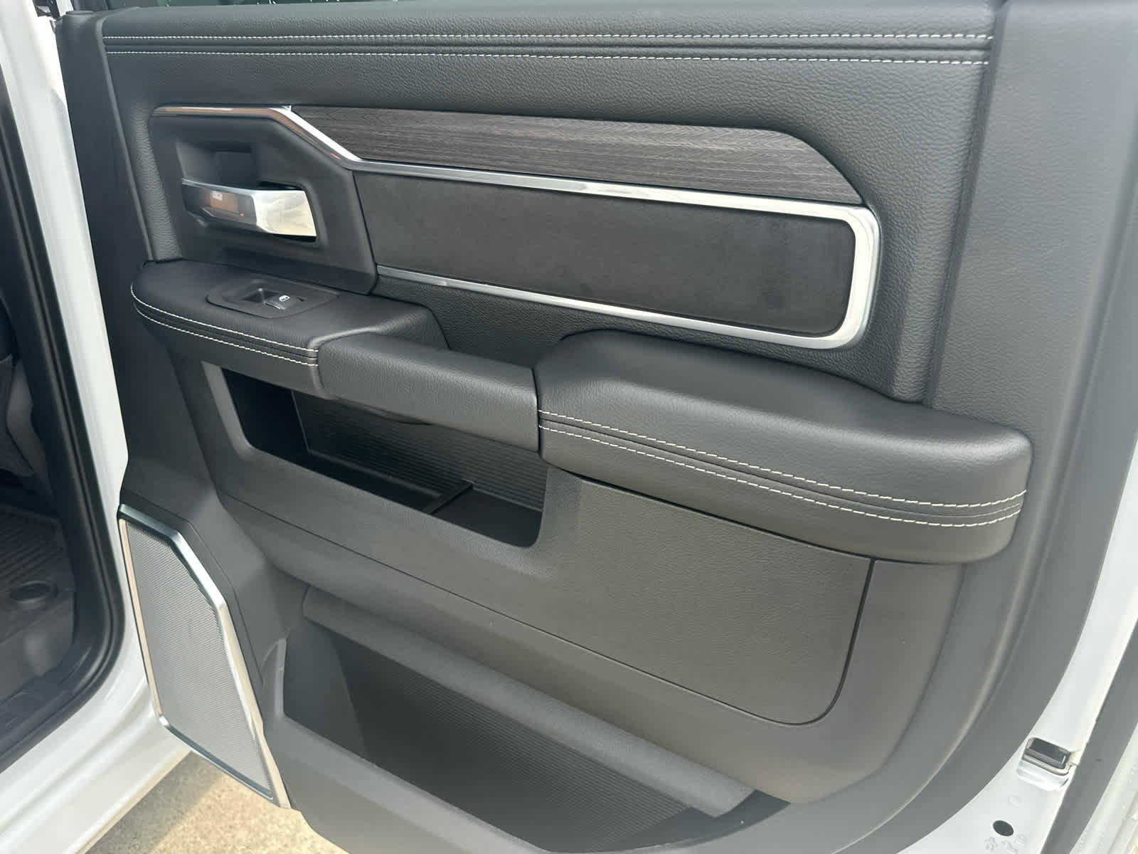 New 2026 RAM 3500 Laramie image 20