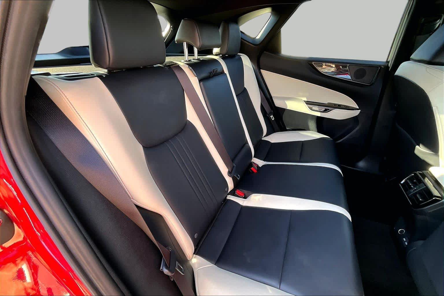 Certified 2024 Lexus NX 350h AWD image 19