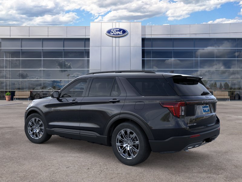 New 2026 Ford Explorer Active w/ Active Comfort Package AWD/4WD image 4