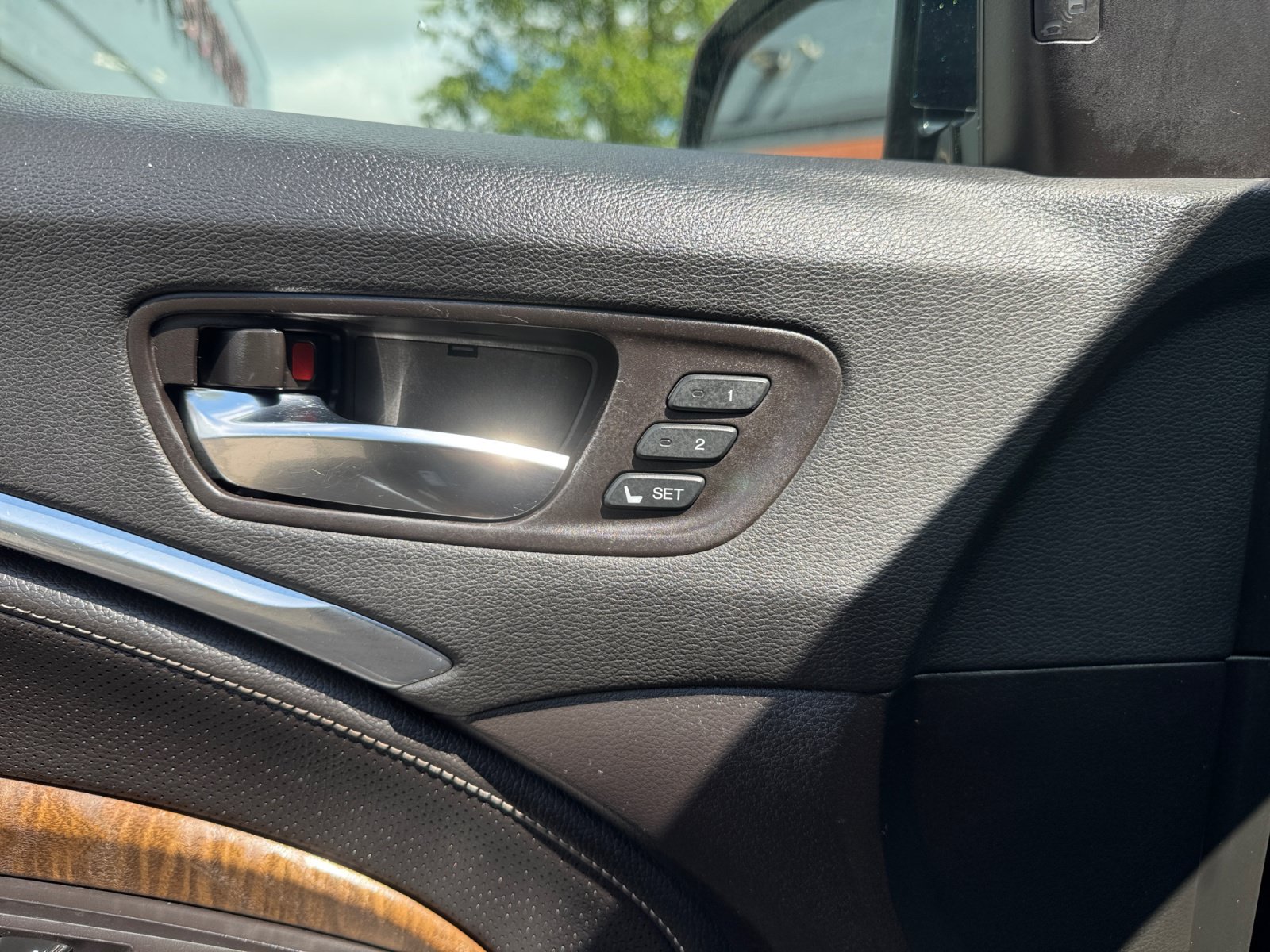 Used 2019 Acura MDX w/ Technology Package AWD/4WD image 17