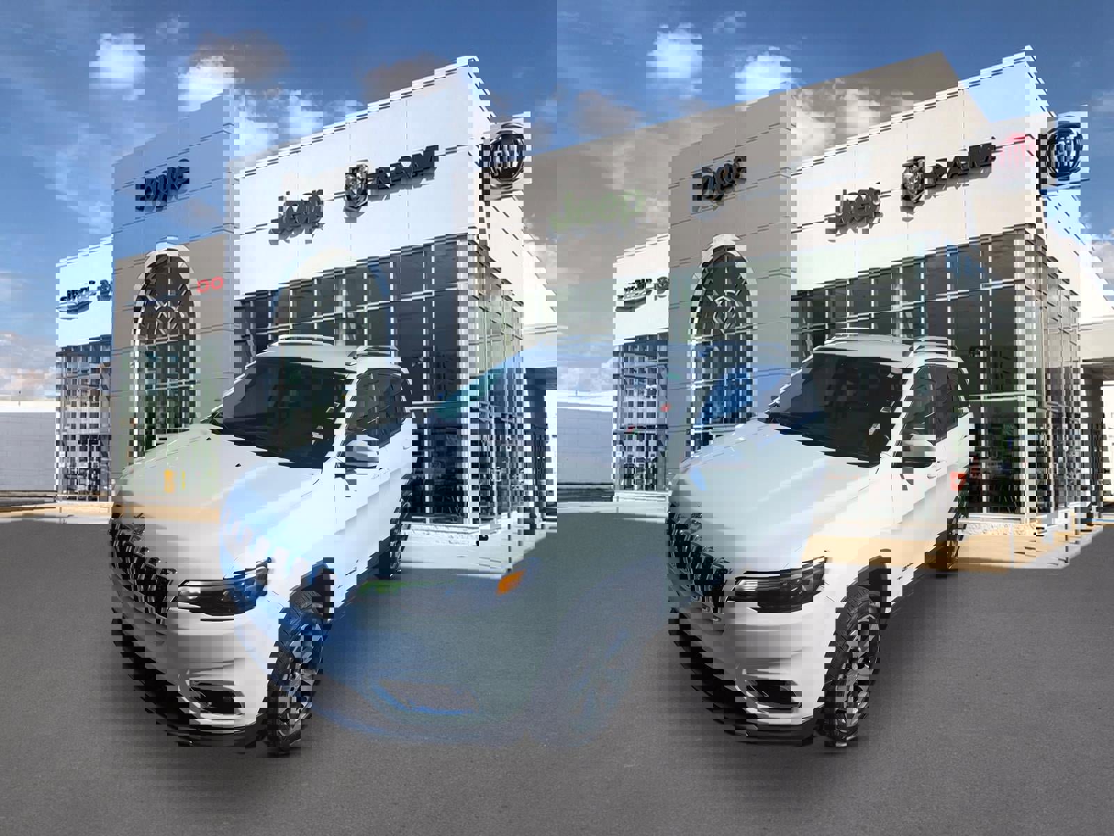 Used 2020 Jeep Cherokee Limited image 4