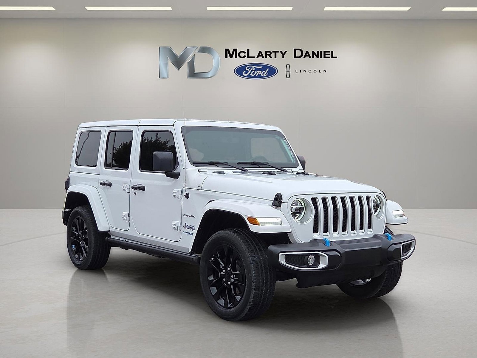 Used 2022 Jeep Wrangler Unlimited Sahara w/ Cold Weather Group