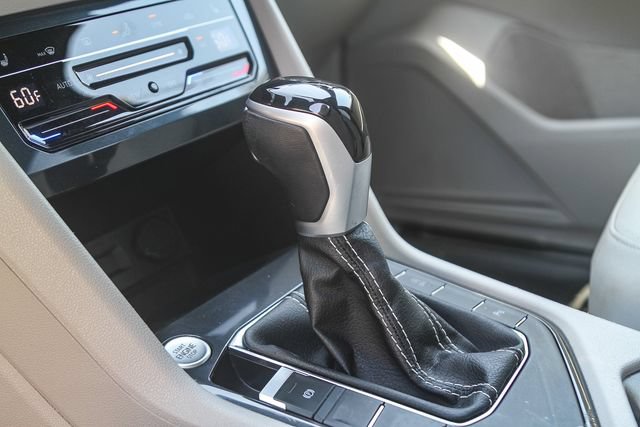 Used 2023 Volkswagen Tiguan SE R-Line FWD image 23