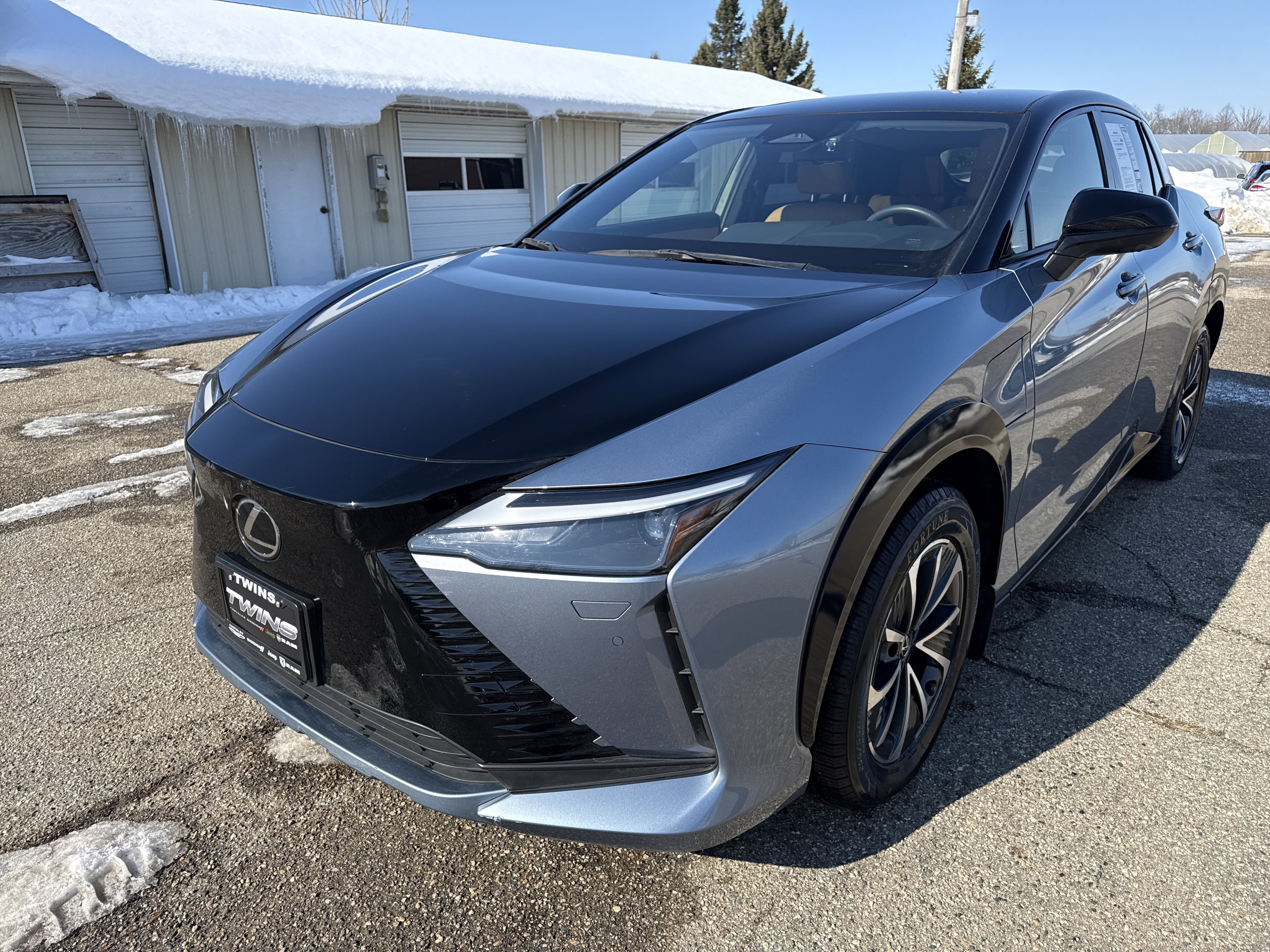 Used 2023 Lexus RZ 450e Premium w/ Accessory Package (2T) image 12