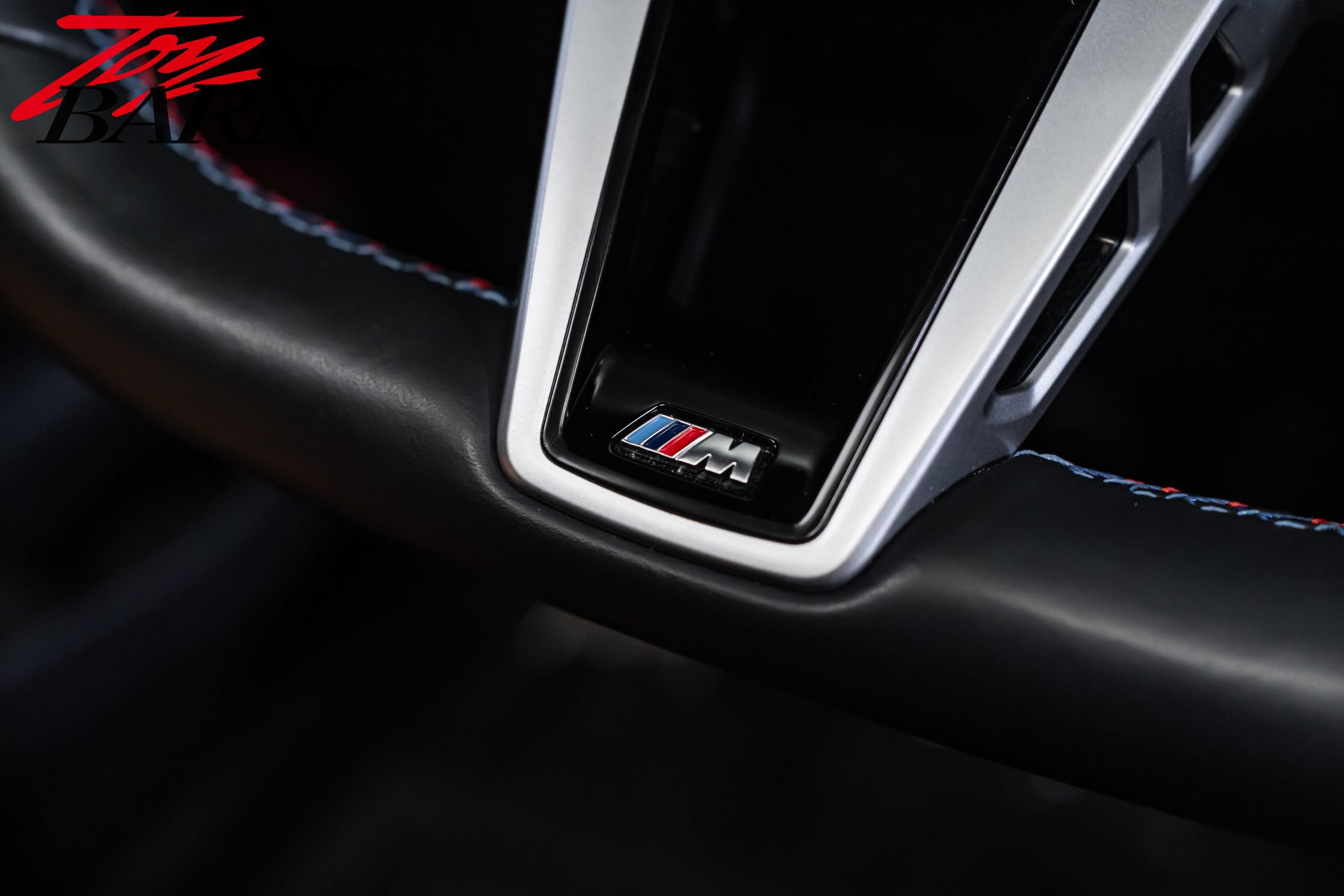 Used 2025 BMW M440i Convertible RWD image 37