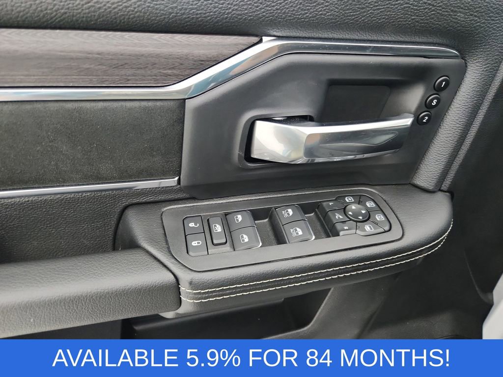 New 2026 RAM 2500 Laramie AWD/4WD image 12
