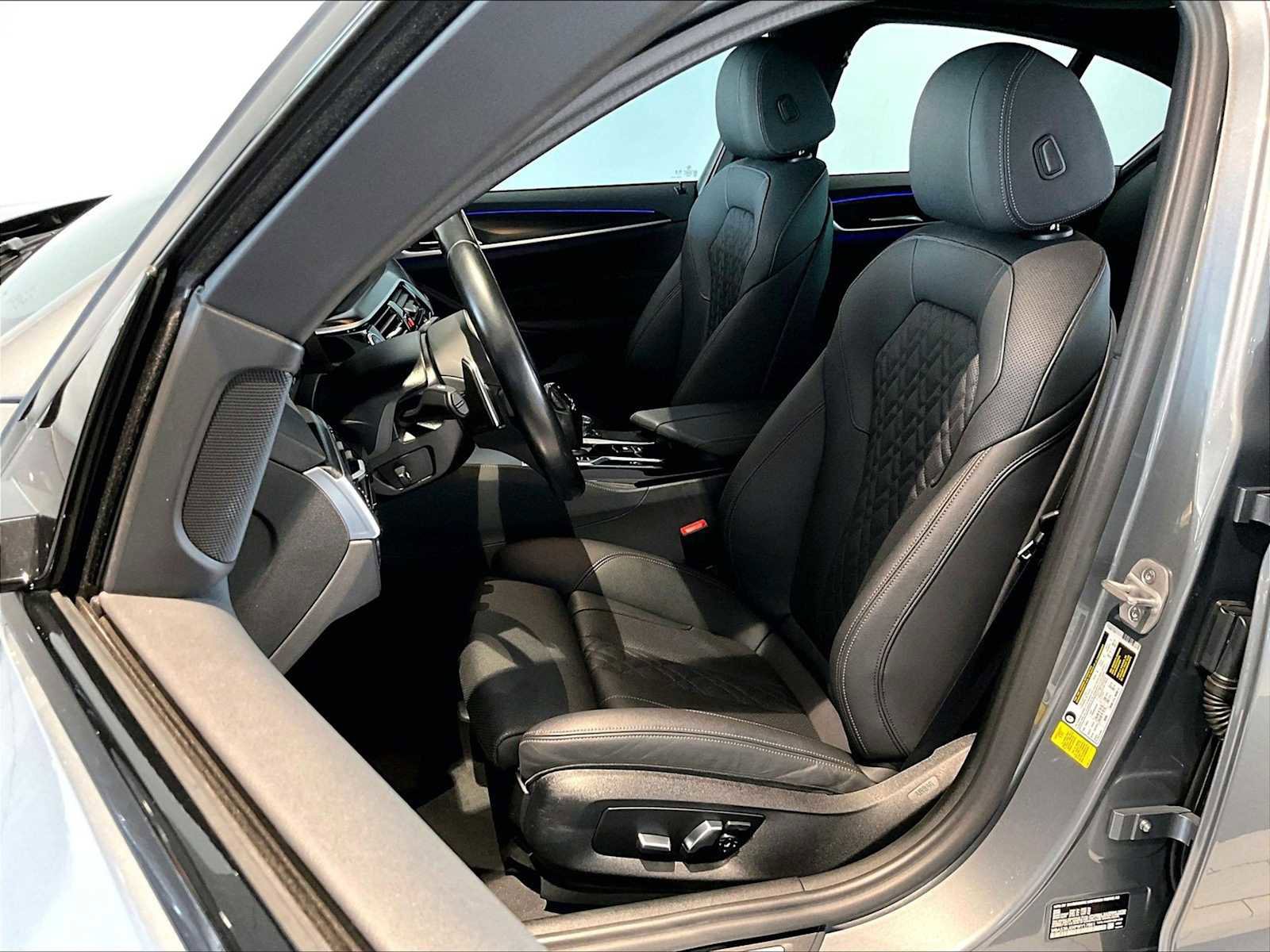 Used 2023 BMW 540i w/ M Sport Package RWD image 8