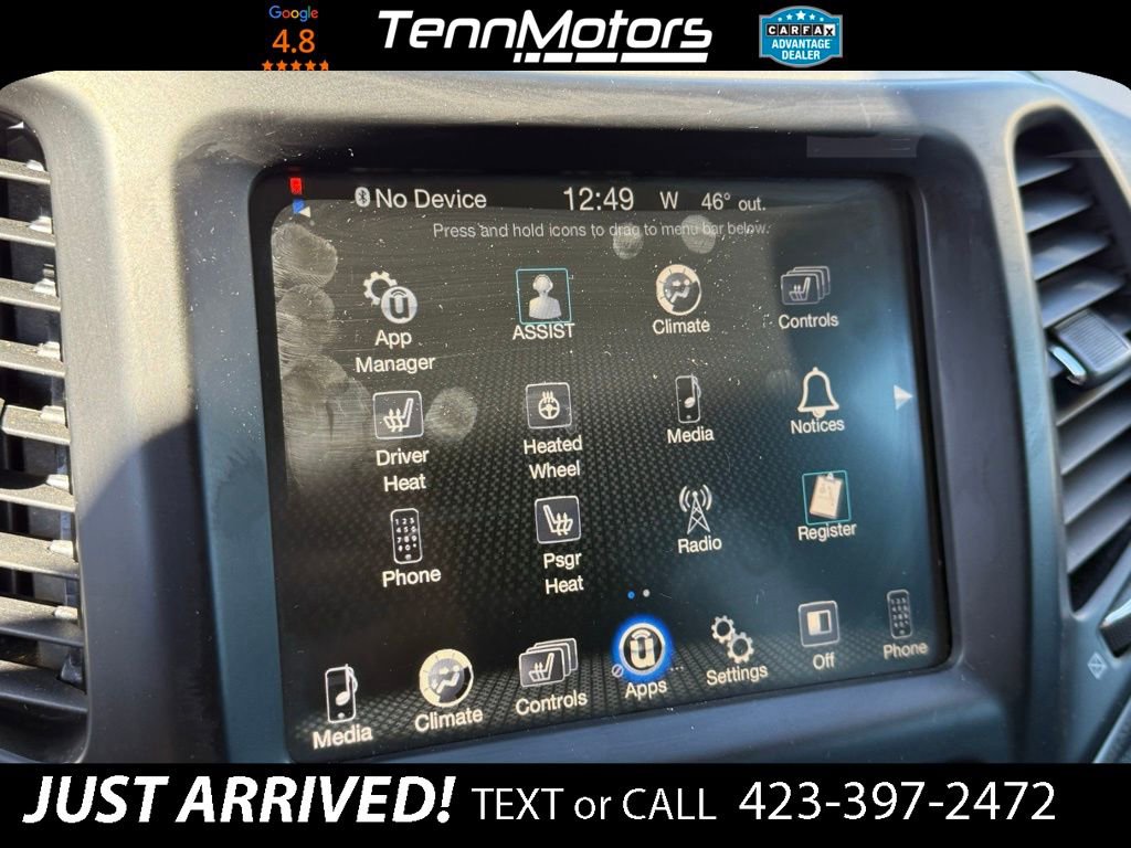 Used 2018 Jeep Cherokee Latitude Plus w/ Cold Weather Group image 17