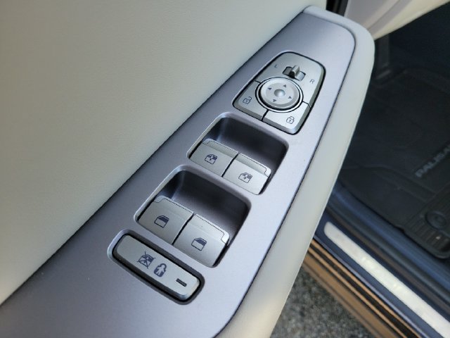 Used 2024 Hyundai Palisade Limited AWD/4WD image 24