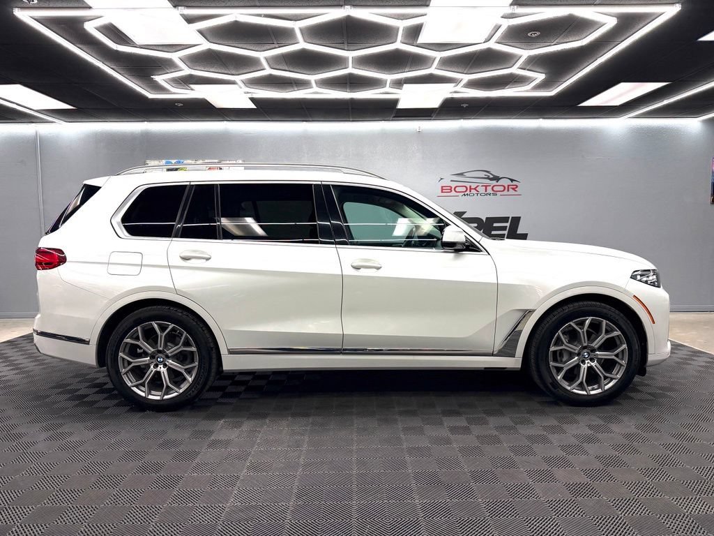 Used 2020 BMW X7 xDrive40i AWD/4WD image 17